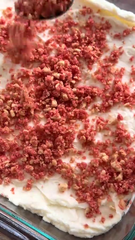 Strawberry Shortcake Cream Cheese Brownies