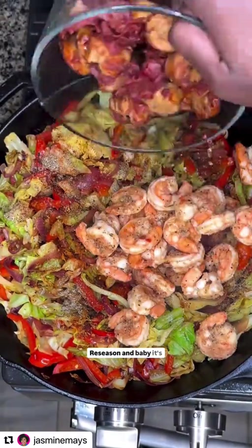 Low-Carb Shrimp and Sausage Skillet